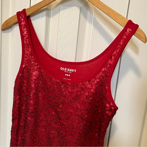 Red sequin tank top - Picture 2 of 3
